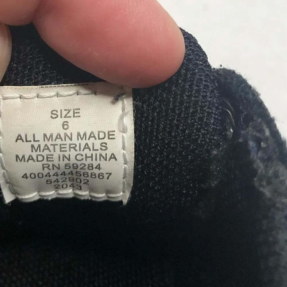 3/$15 or 5/$20 The Children’s Place size 6 black sneakers